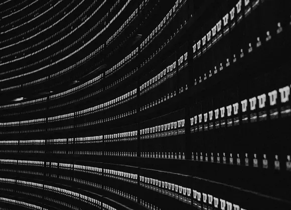 Network cables and server connectivity